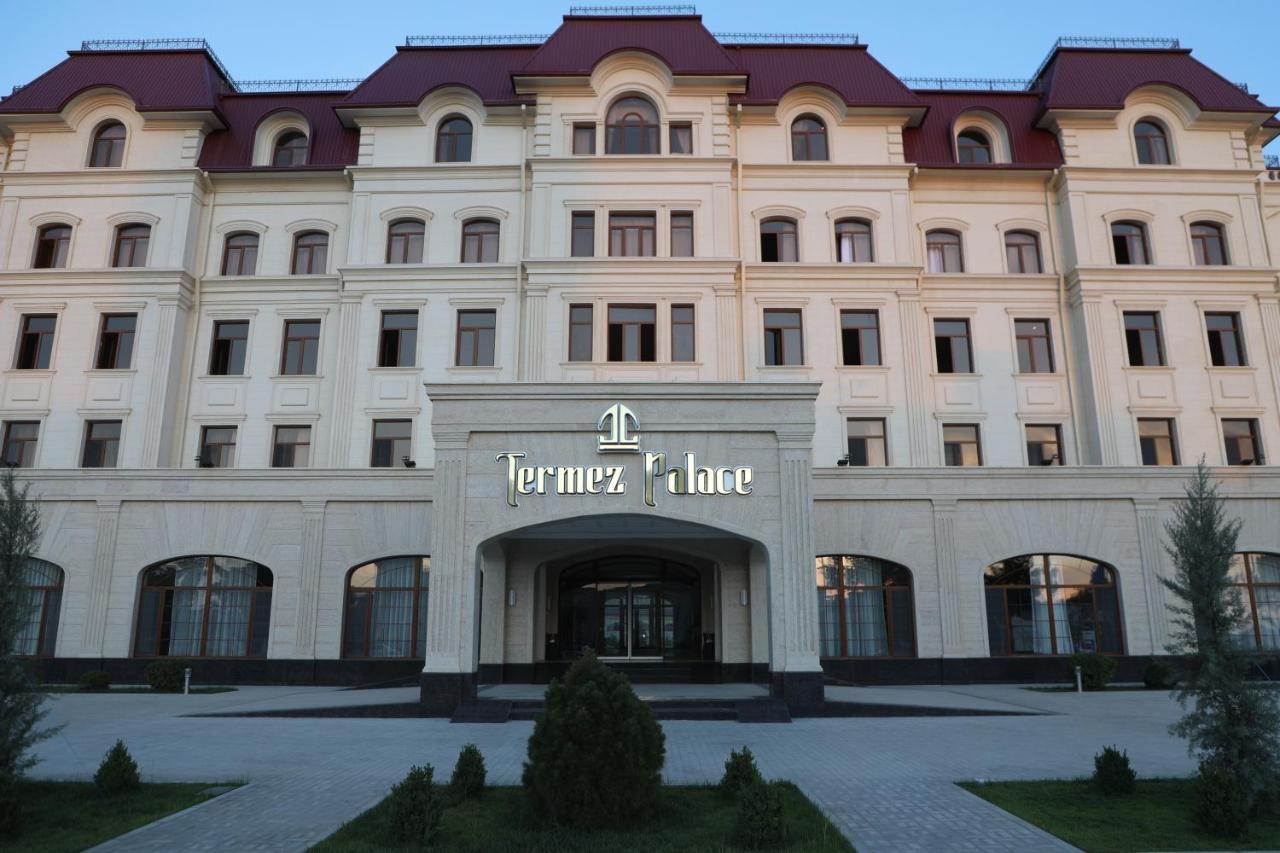 Termez Palace Hotel & Spa エクステリア 写真